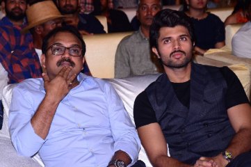 Maharshi Movie Pre Release Event